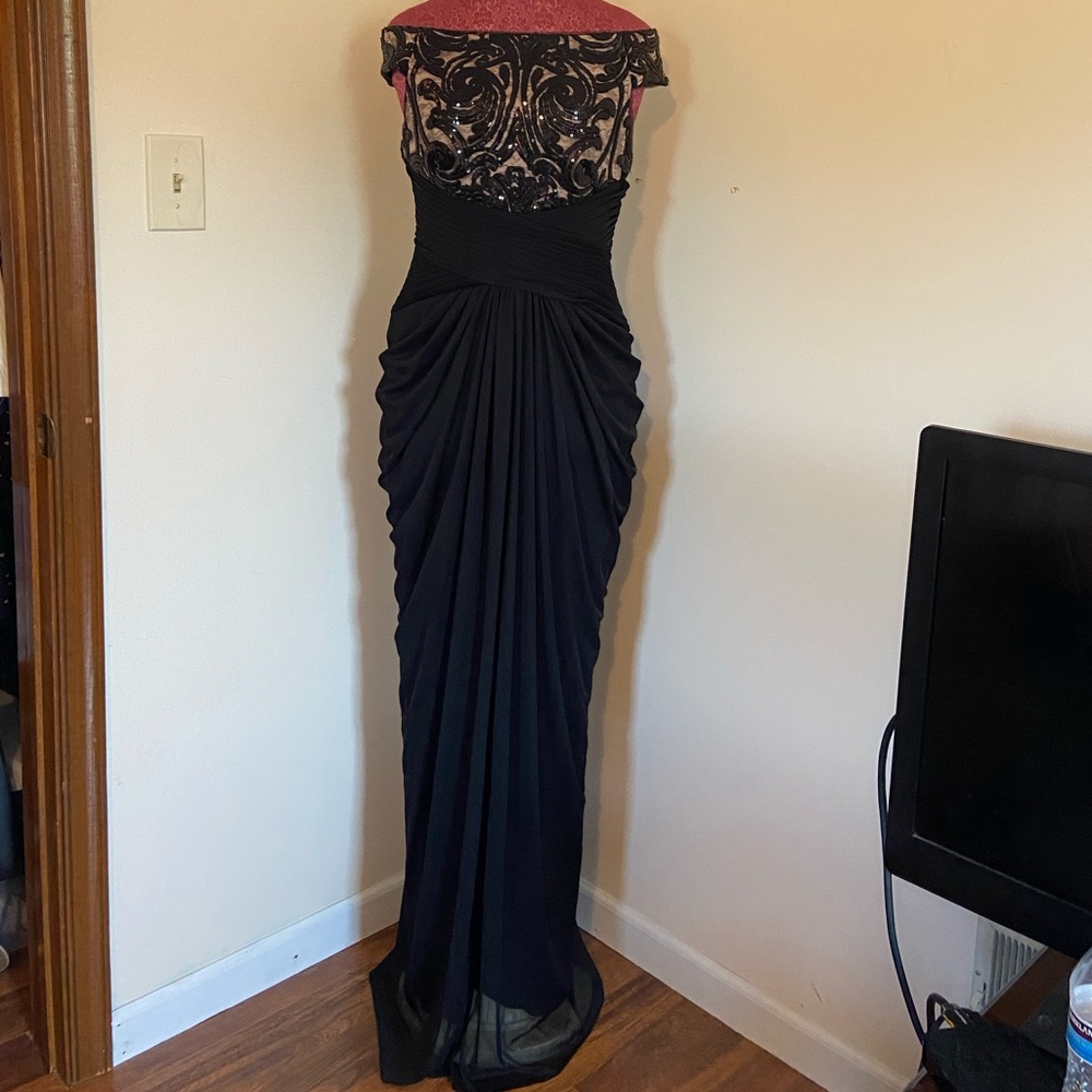 Adrianna Papp Gown